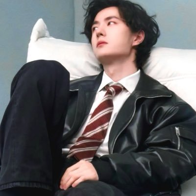 am's profile picture