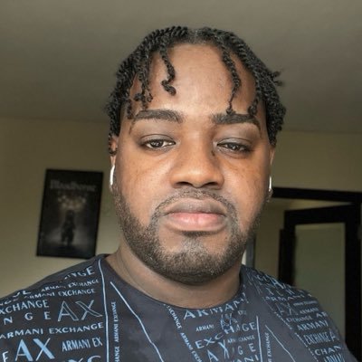 「Clout Strife」's profile picture