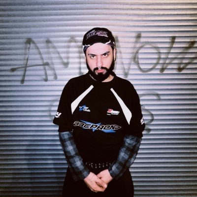 старый яшка почвовед на ковре's profile picture