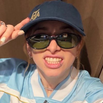 nevrbethsqme's profile picture