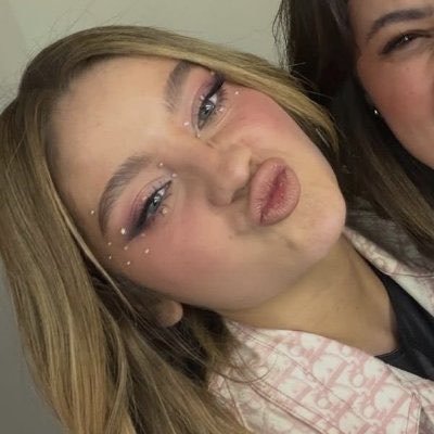 julia ama ivy's profile picture