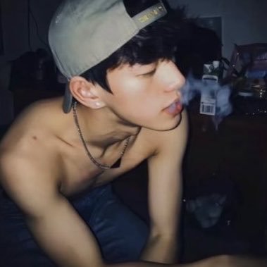 pikkyonexx's profile picture