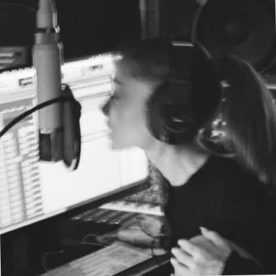 loveylanguage's profile picture
