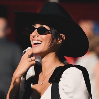 cla's profile picture