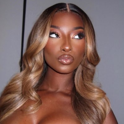 herwaytothis's profile picture