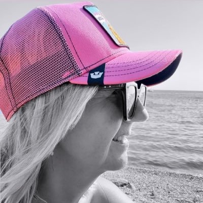 sweettweetangie's profile picture