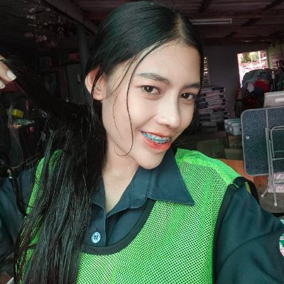ฮลุนเบิกฟ้า นกก้าโบยบิน's profile picture