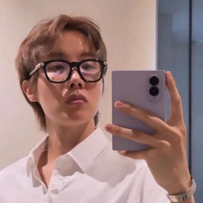 Adriana⁷ saw bts ❤️🩹's profile picture