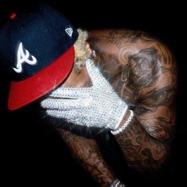 JP💰's profile picture