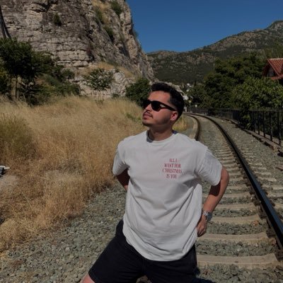 zigzava خ's profile picture