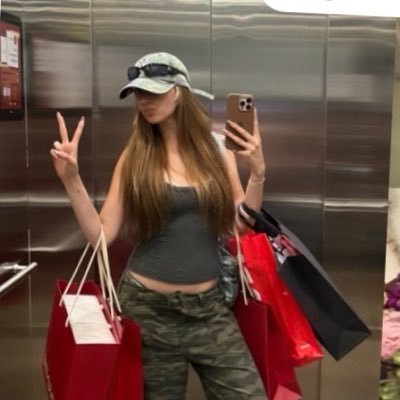 noluyobrree's profile picture