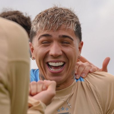 🇦🇷☀️ abru ୭̥ ★'s profile picture