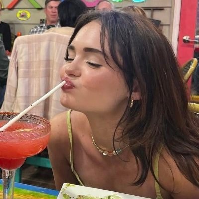 Ayşe's profile picture
