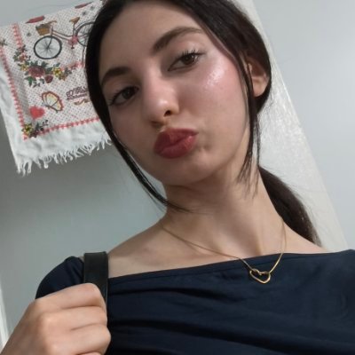 Ceren's profile picture