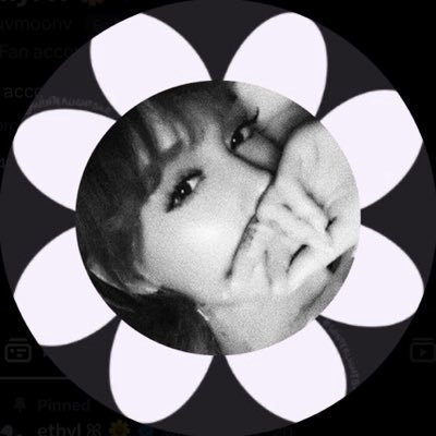 lily (saw madison!)'s profile picture