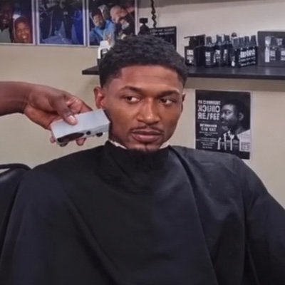 HoodiiBook's profile picture