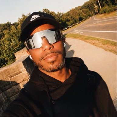 Alex Simmons's profile picture