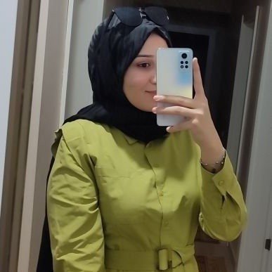 Özge's profile picture
