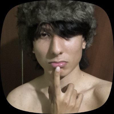 namoradoveneno's profile picture