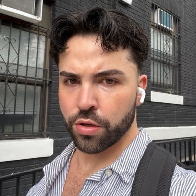 white woman w/ a yelp account's profile picture
