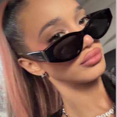 mili's profile picture