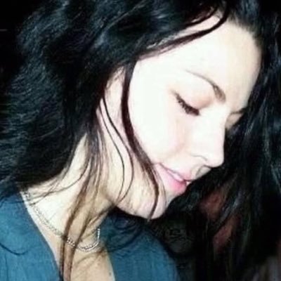H.击̸'s profile picture