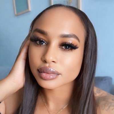 Paris Lewis Island Royale ✨💋 | Live VIP's profile picture