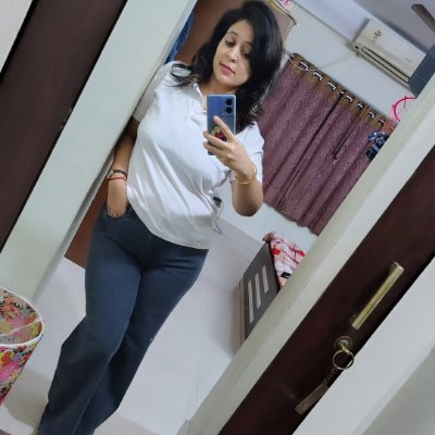 officialpriya0's profile picture