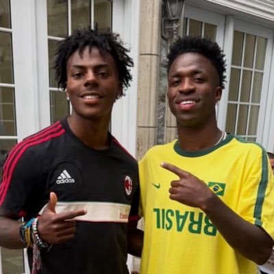 OwnedByVini's profile picture
