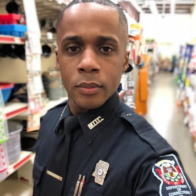 TheeBobbleHead's profile picture