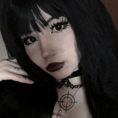 goth_bitch18's profile picture