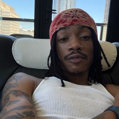 D33Ho's profile picture