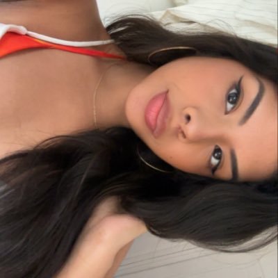 AliceCrtez's profile picture
