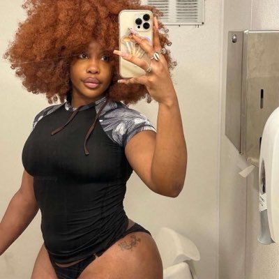 merlvs's profile picture