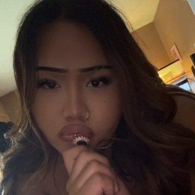 favasiandoll_'s profile picture