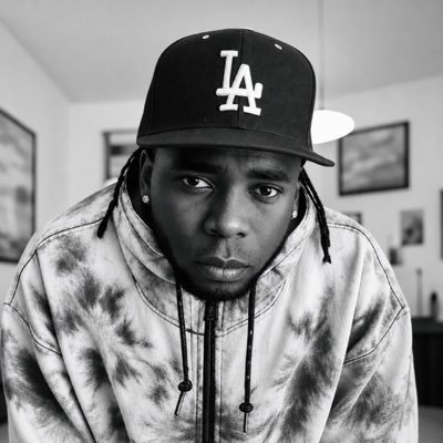 B G's profile picture