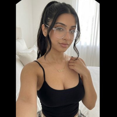 Baddie World 🩷's profile picture