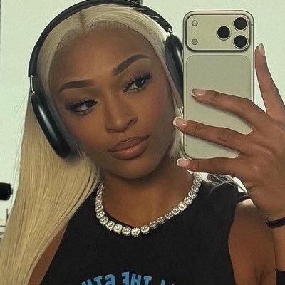 zavanté ✯'s profile picture