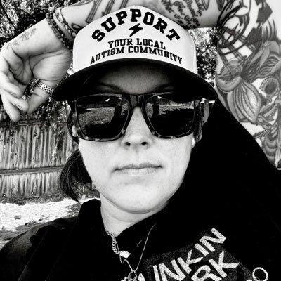LAtweets22's profile picture