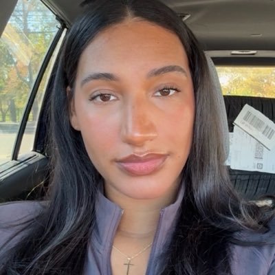 niasimonexo's profile picture