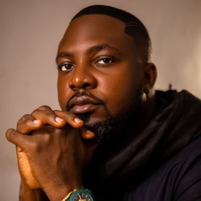 YemieFash's profile picture