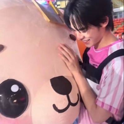 everything n i c e 𐙚's profile picture