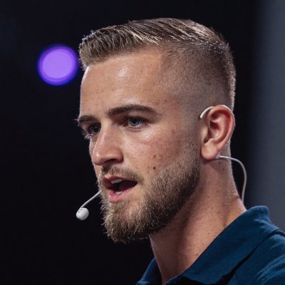 iamcamengland's profile picture