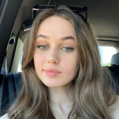 laviniarose990's profile picture
