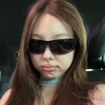nayluvee's profile picture