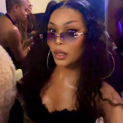 BaddyShemale93's profile picture
