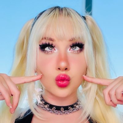 Neon 🖤's profile picture