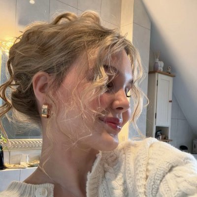 SarahPhill744's profile picture