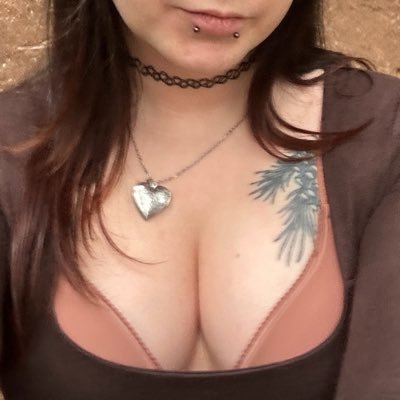 bellebuttress's profile picture