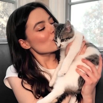 StruckByStories's profile picture
